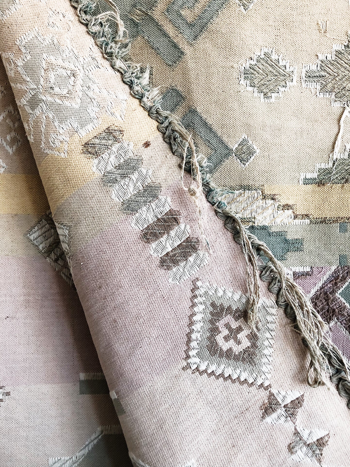 Stunning Cotton Woven Tapestry / Rug