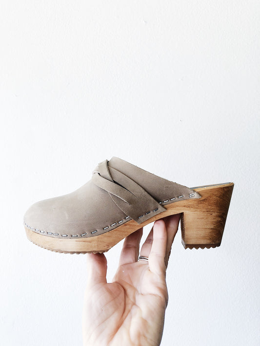 Vintage Swedish Cape Clogs