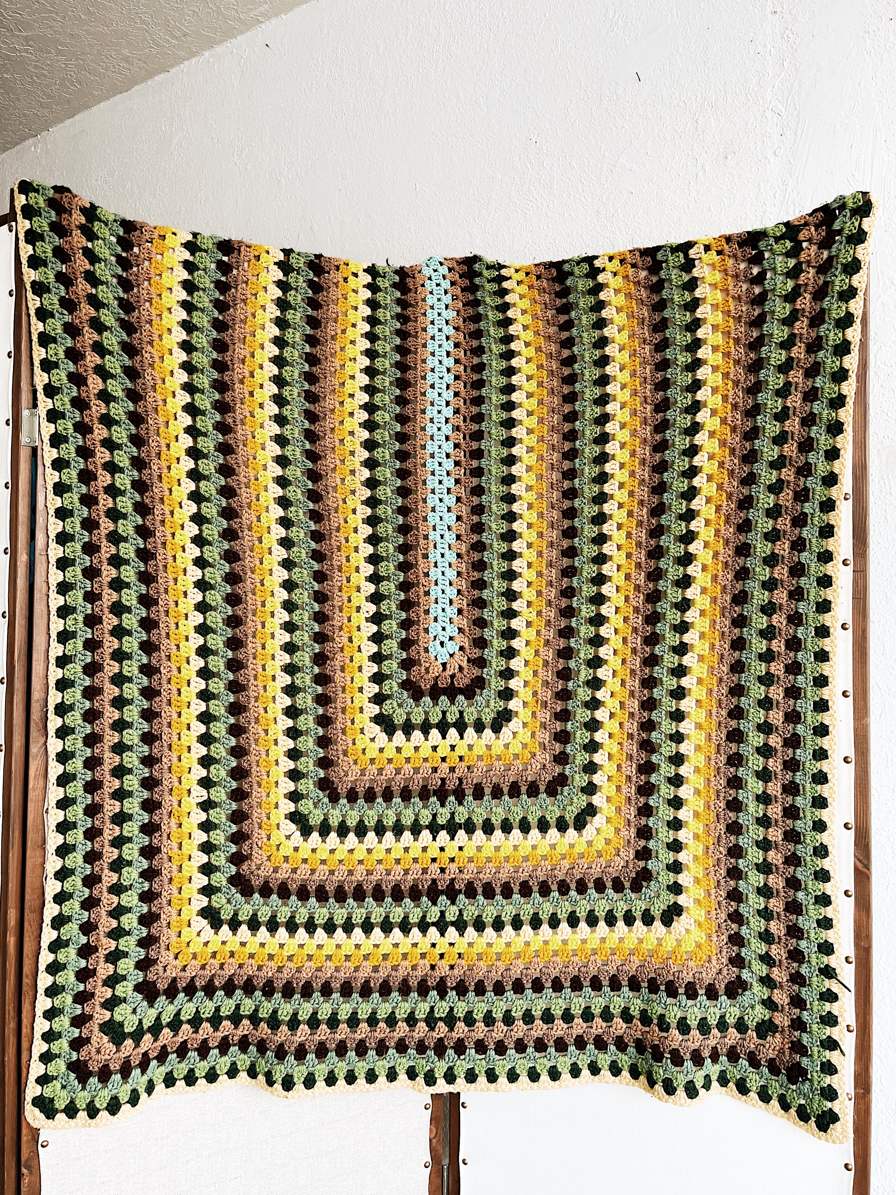 Vintage Granny Blanket - Thumbnail 2