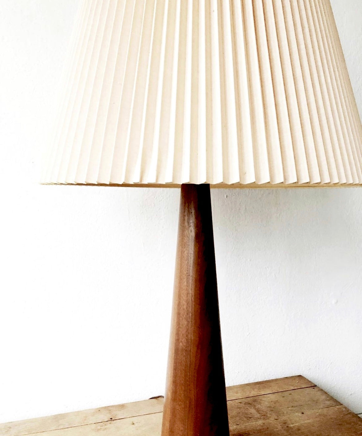 Vintage Pleated Shade