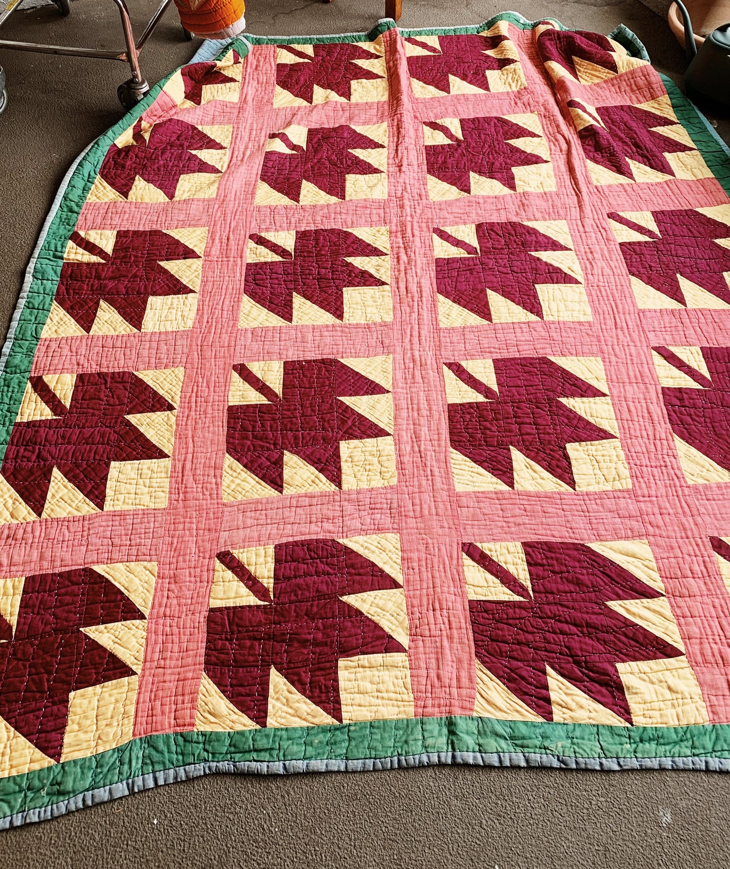 Antique Maple Leaf Pattern Cotton Quilt