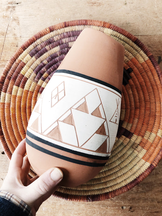 Vintage Sioux Pottery