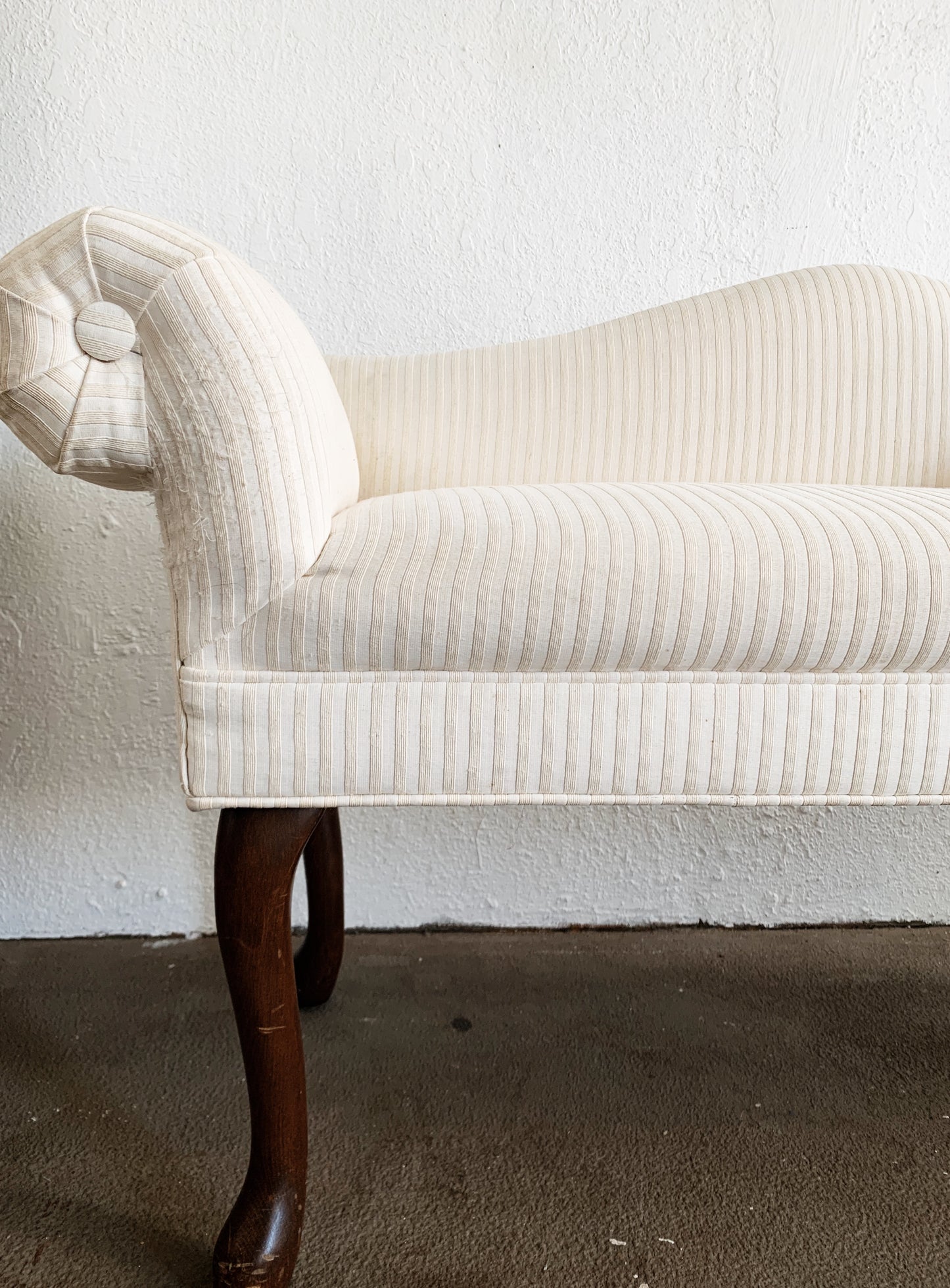 Petite Vintage Settee