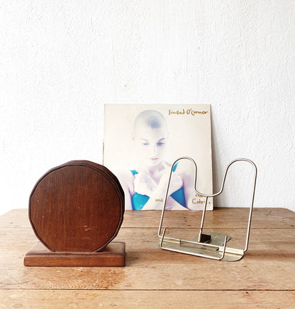Vintage Stand