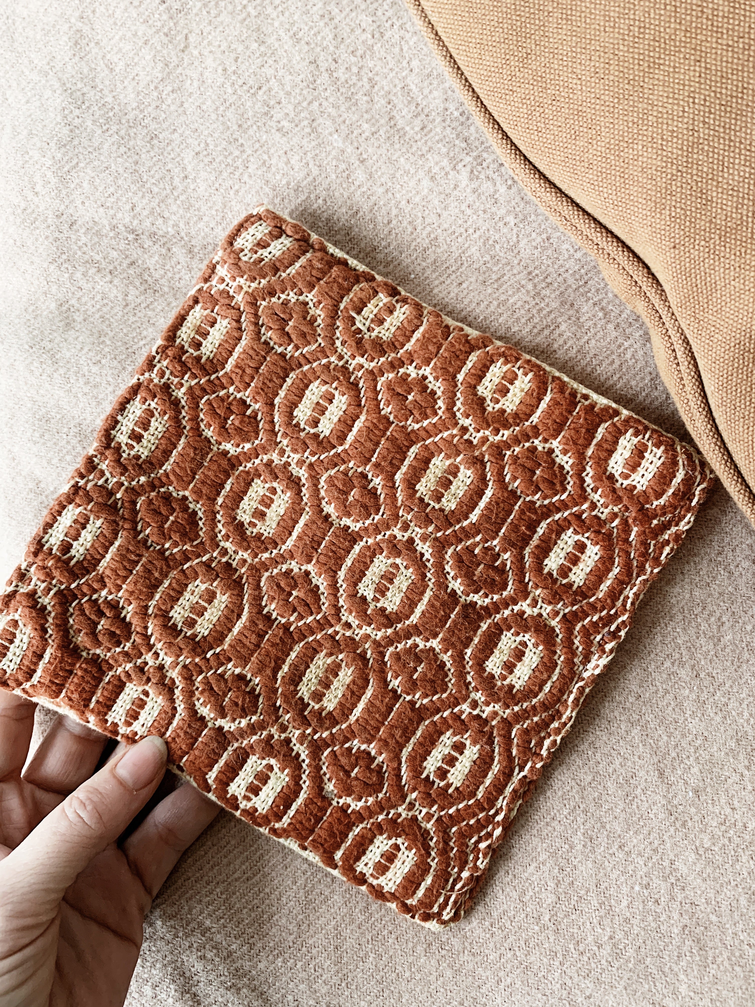 Vintage Overshot Woven Hot Pad - Thumbnail 2