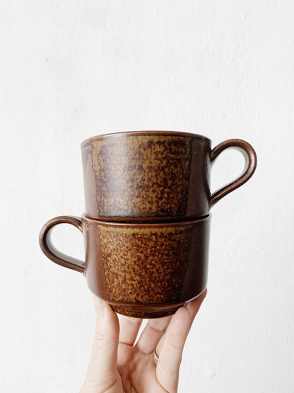 Vintage 7 Piece Iron Mountain Stoneware Plates and Mugs