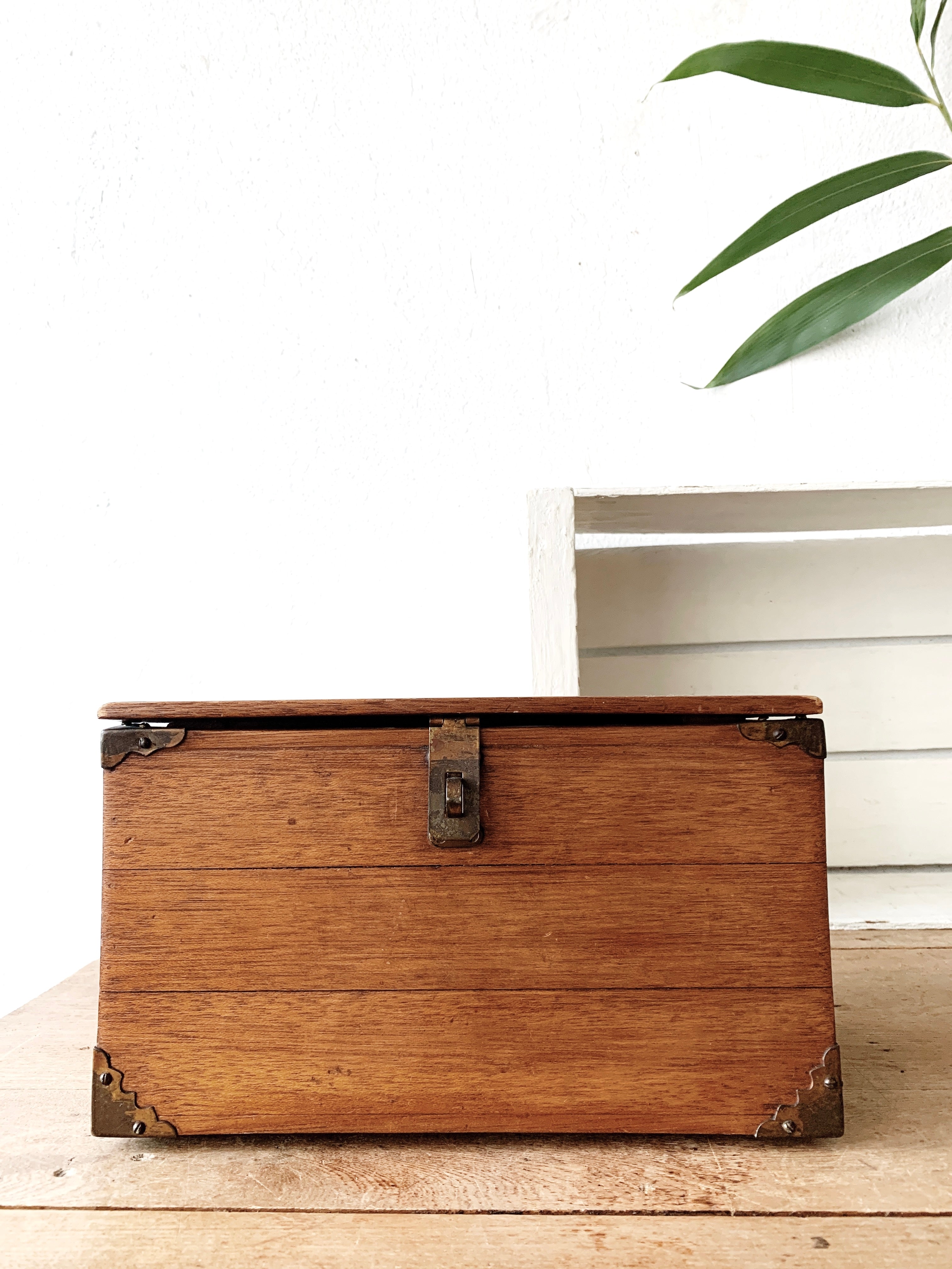 Vintage Handmade Wood Box - Thumbnail 2