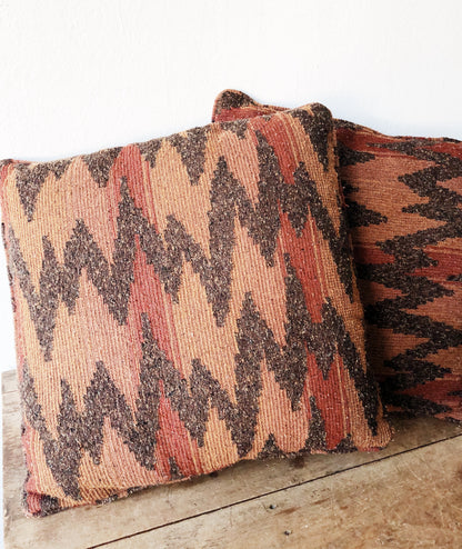Vintage Zig Zag Pillow