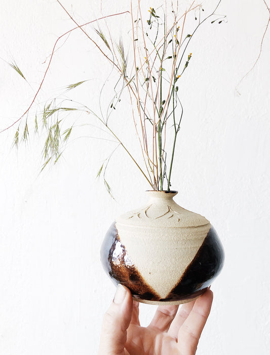 Vintage Mount St Helens Weed Vase