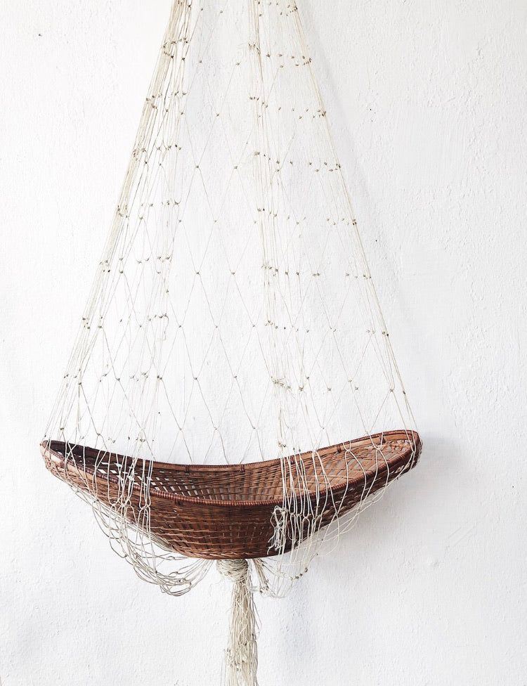 Vintage Net Hanger