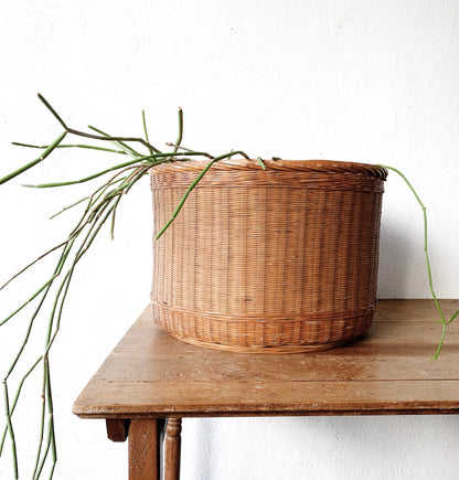 Large Round Basket