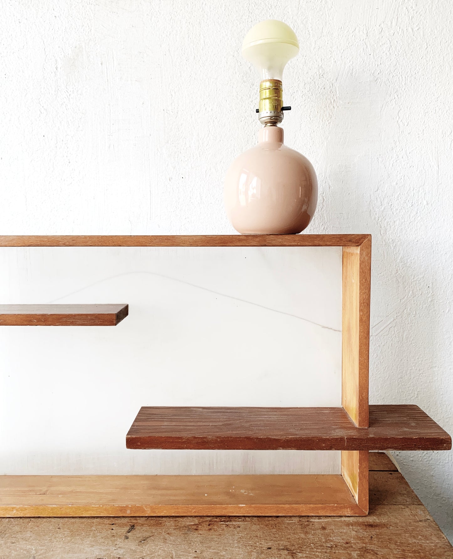 Vintage Blush Orb Ceramic Lamp