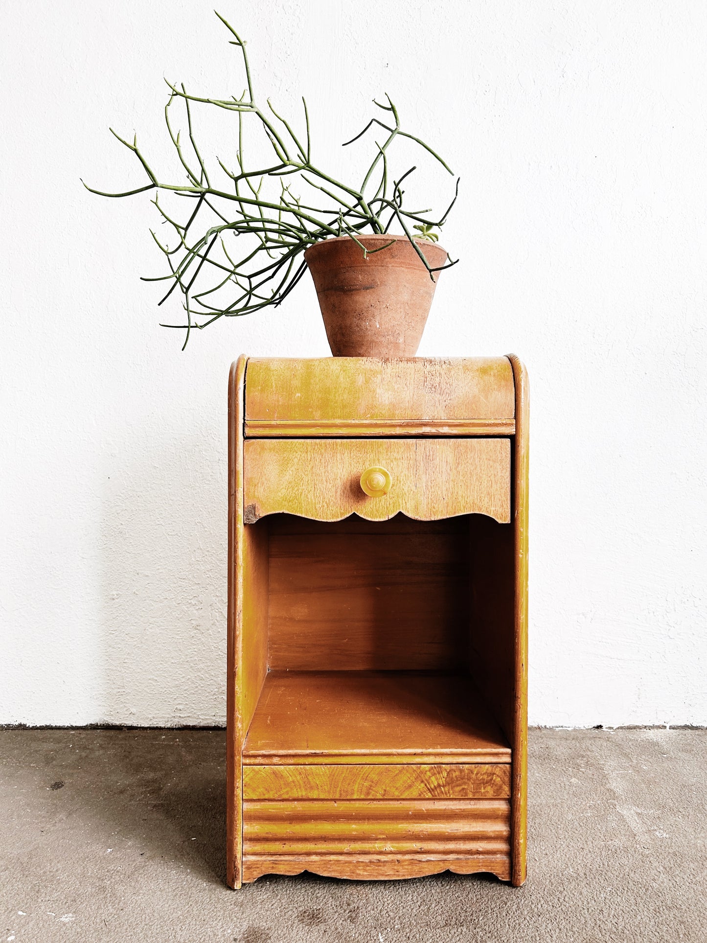 Deco Era Wood Nightand