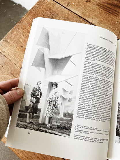 Vintage Architecture Book