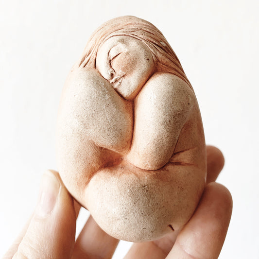 Clay Hugger Figure
