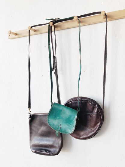 Simple Wood Peg Rack