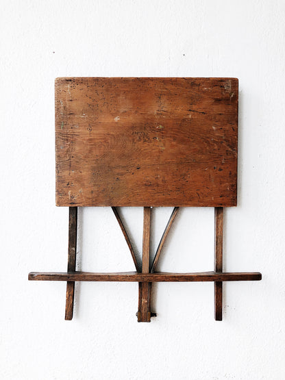 Primitive Wood Easel