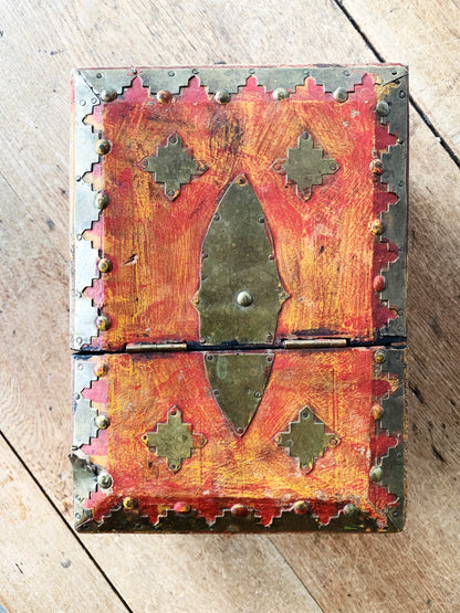 Vintage Wood and Brass Jewelry / Trinket Box