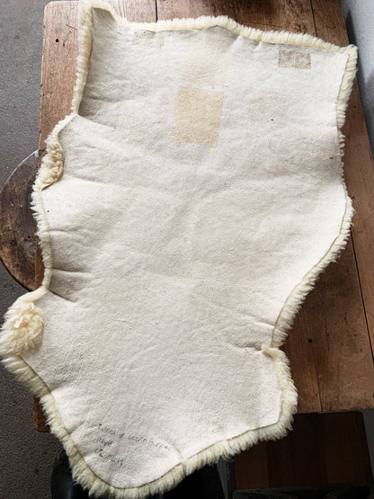 Natural Wool Sheepskin Rug