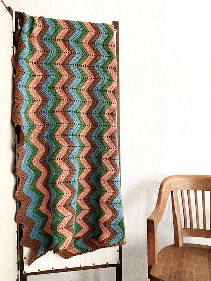 Vintage Zigzag Crochet Afghan