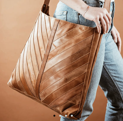 Raven and Lily Leather Crossbody