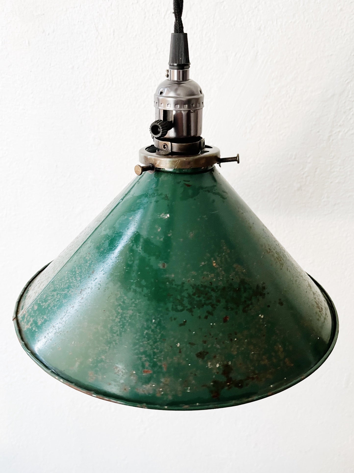 Vintage Enamel Pendant Light