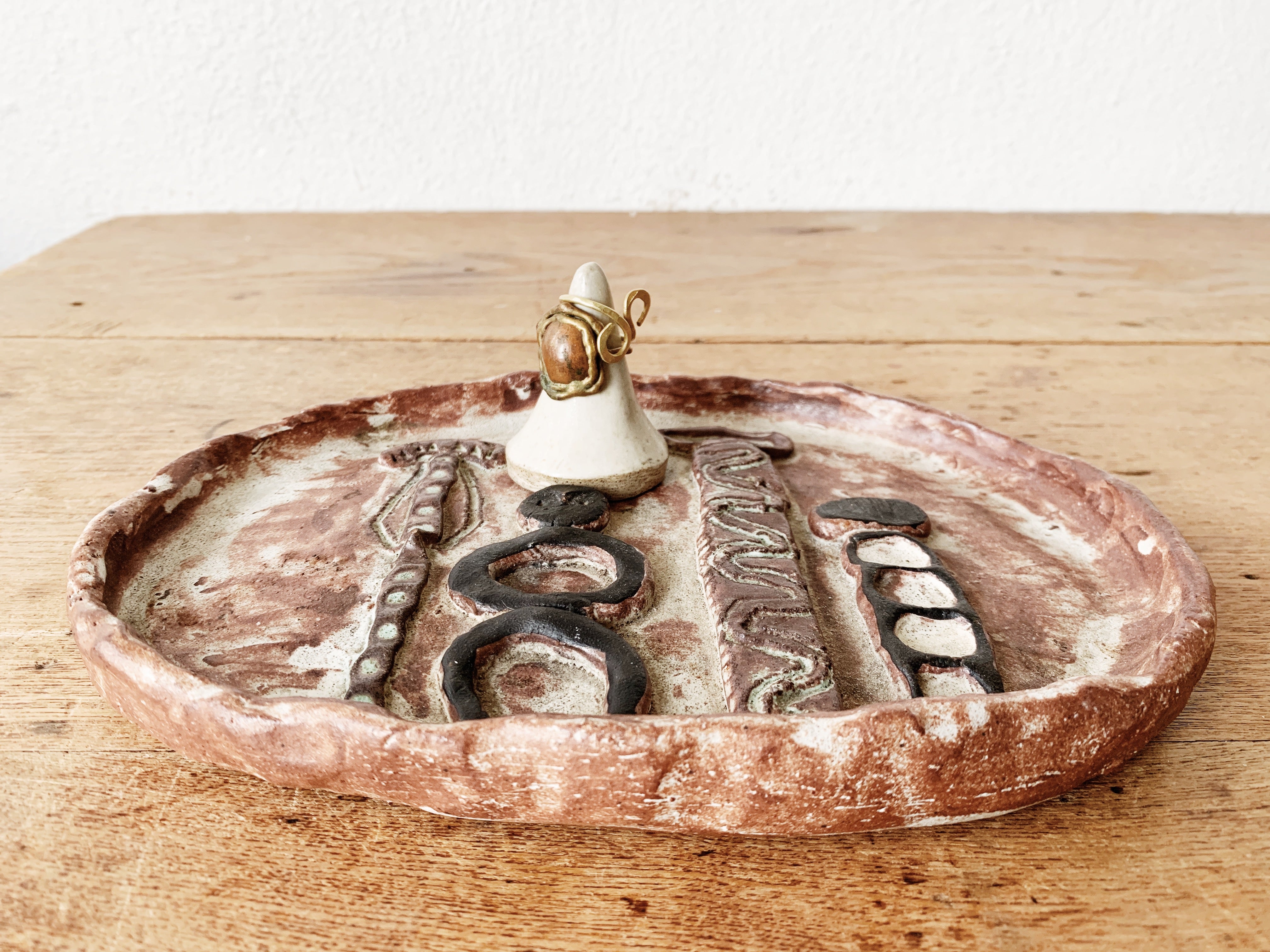 Whimsical Vintage Folk Art Pottery Tray - Thumbnail 2