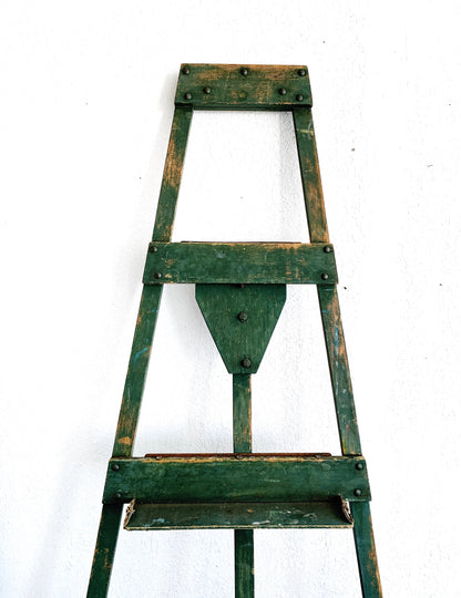 Vintage Wood Easel