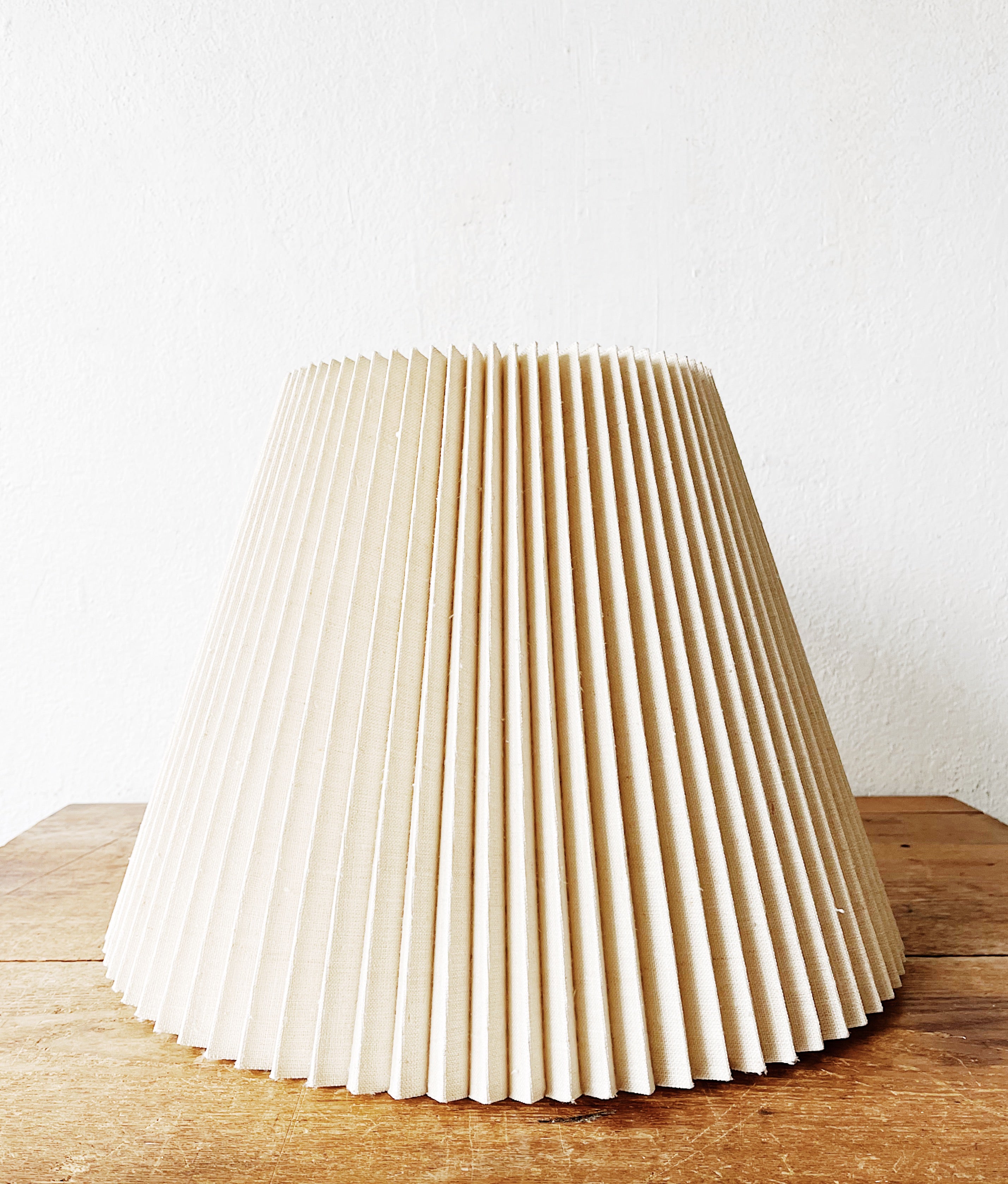 Vintage Pleated Shade