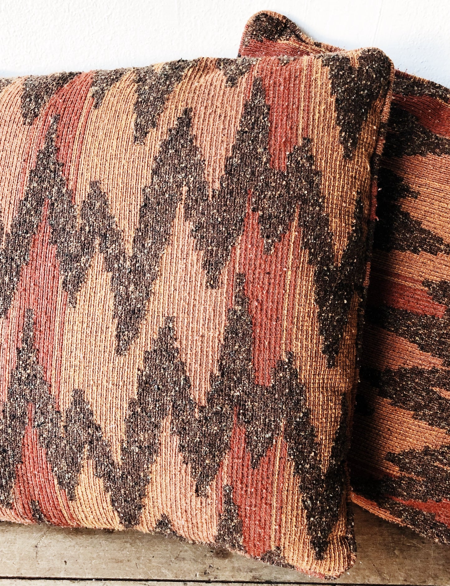 Vintage Zig Zag Pillow