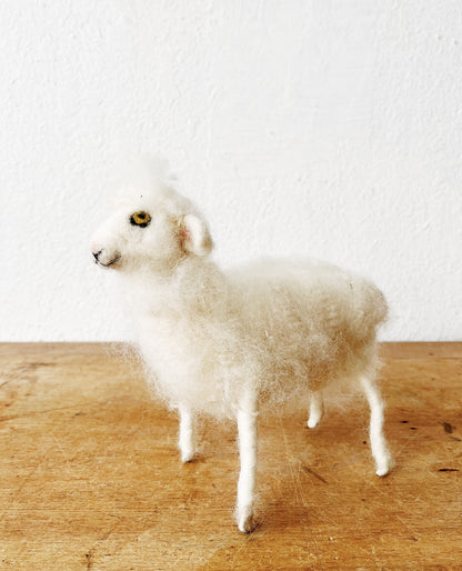 Handmade Woolen Soft Sculpture