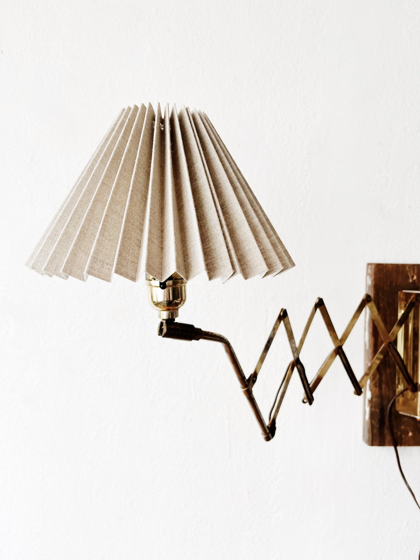 Vintage Scissor Lamp