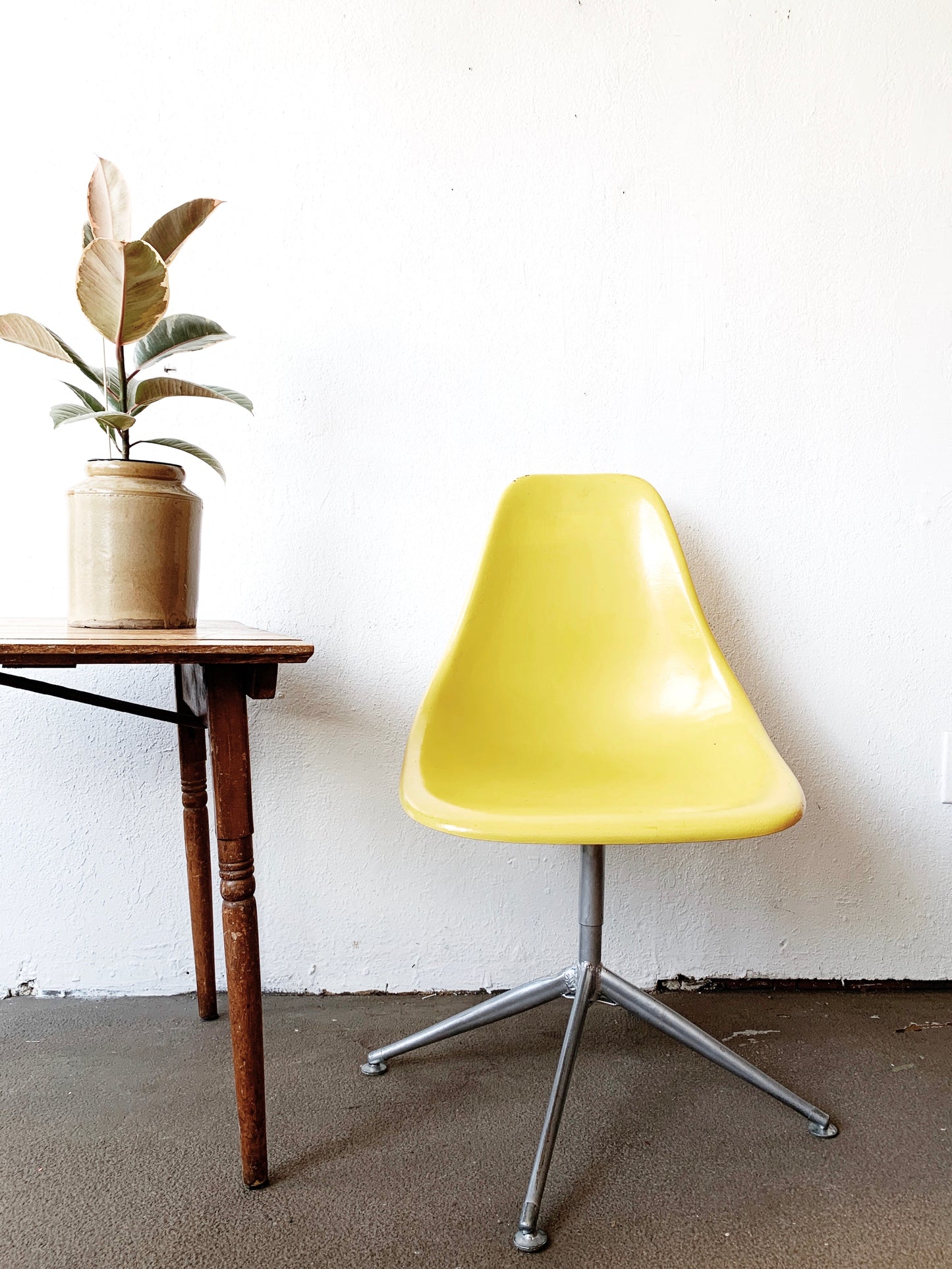 Vintage Sunny Yellow Chair