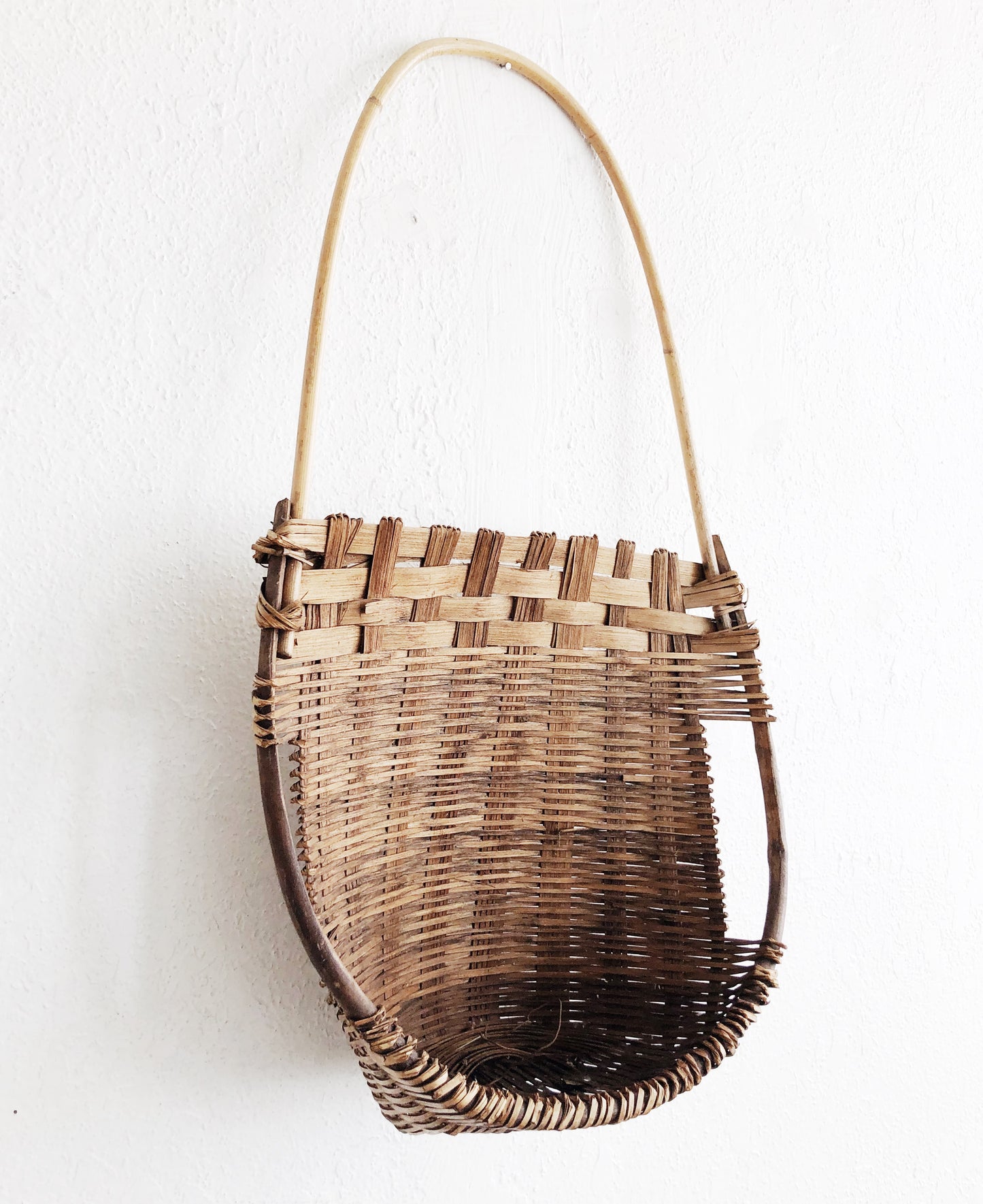 Vintage Shaker Gathering Basket