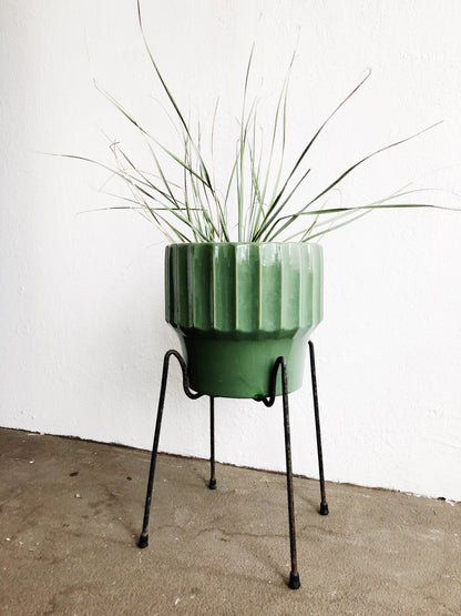 MCM Bauer Biltmore Pot and Stand