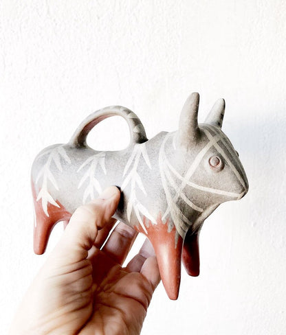 Vintage Metropolitan Museum Pottery Pourer