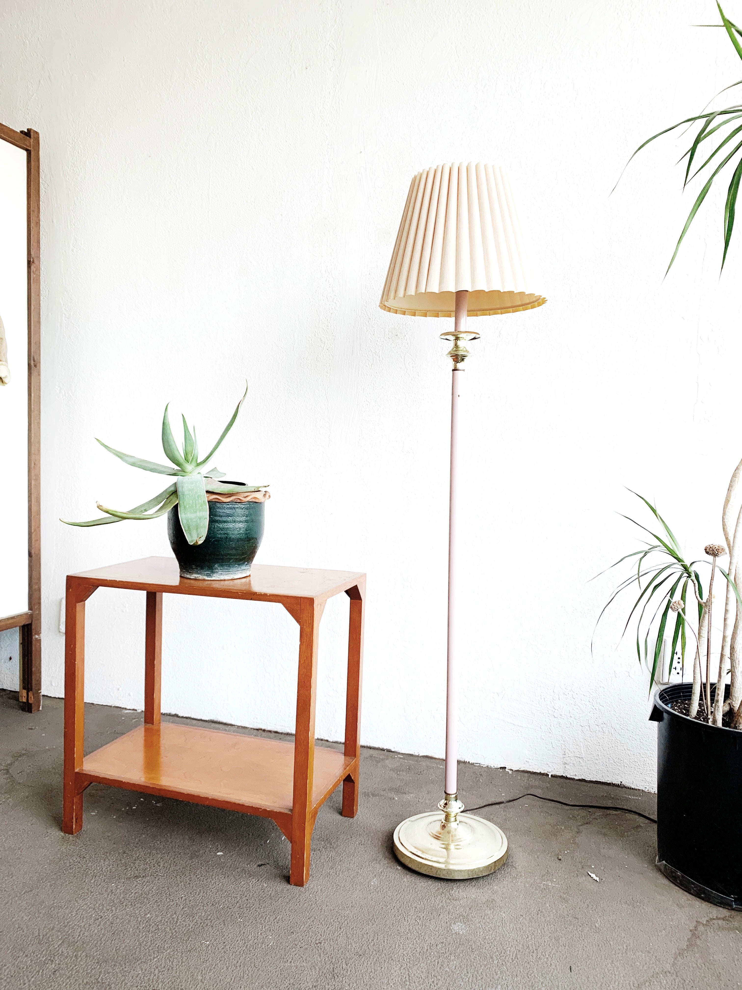 Vintage Pink Enamel Floor Lamp - Thumbnail 3