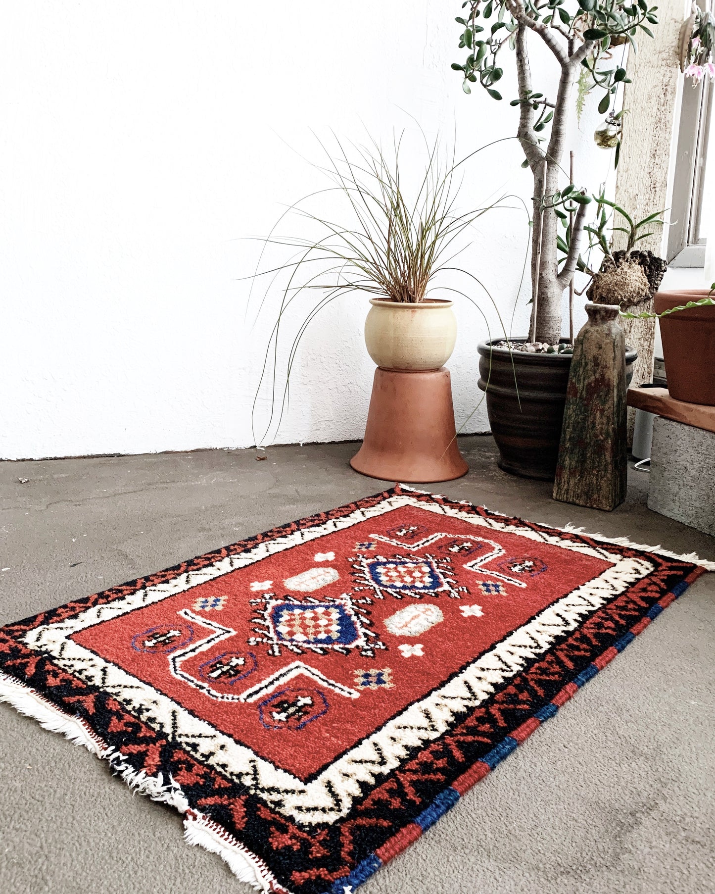 Vintage Plush Wool Hand Knotted Rug