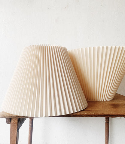 Vintage Pleated Shade