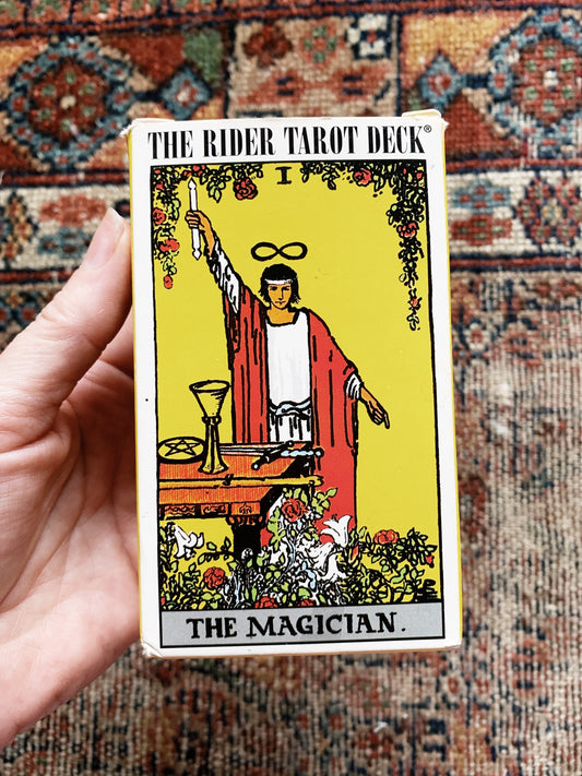 Vintage 1971 Rider Waite Tarot Deck