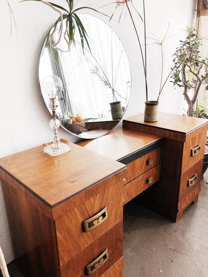 Vintage 1930s Vanity or Dresser