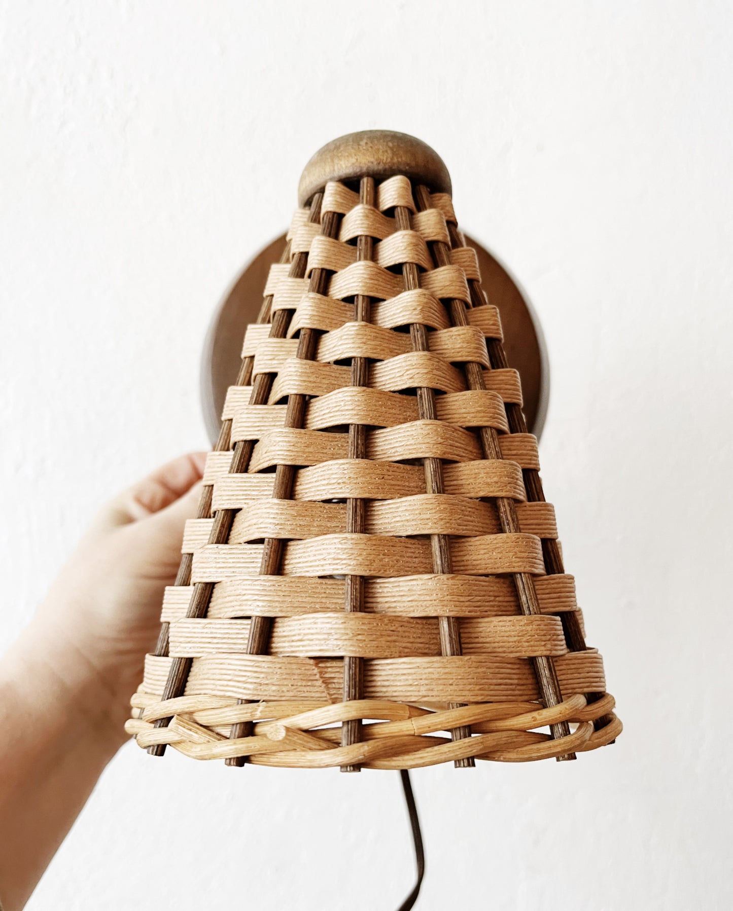 Mid Century Woven Sconce