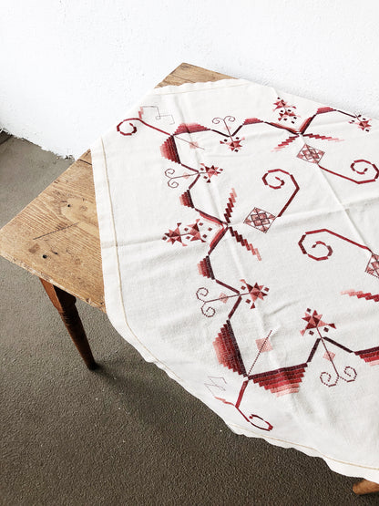 Vintage Art Deco Embroidered Linen