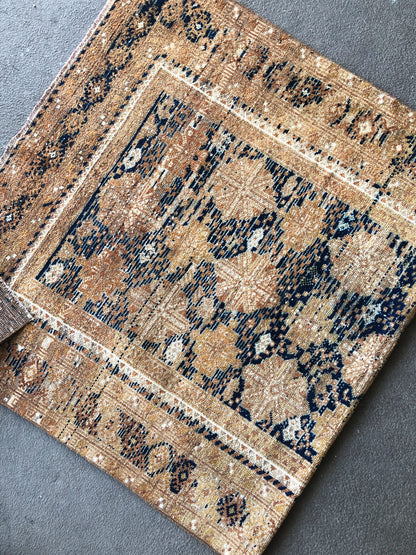 Vintage Wool Kilim Rug
