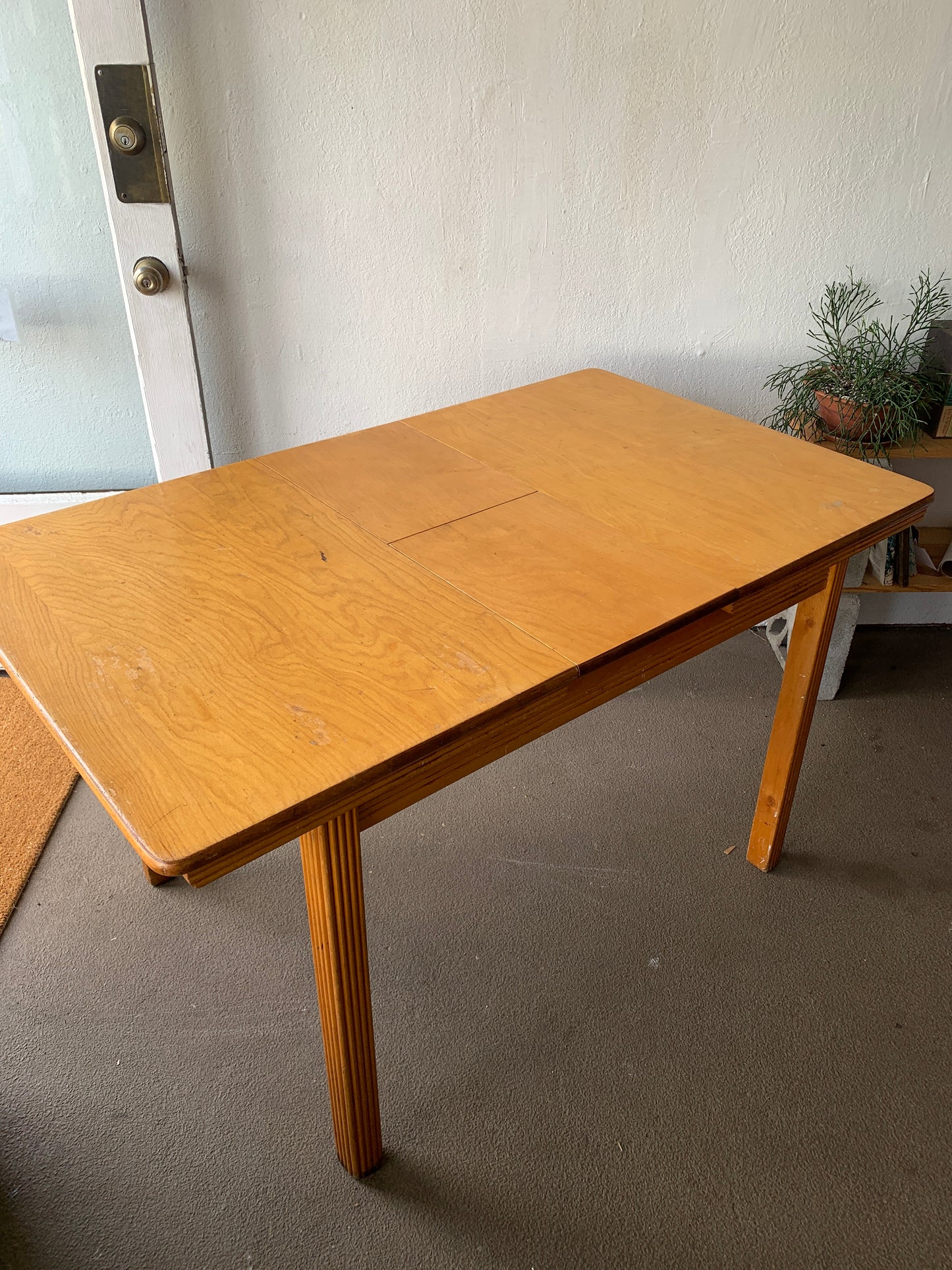 Vintage Expanding Wood Kitchen Table