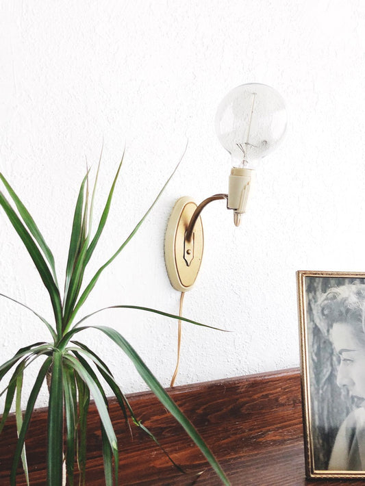 Mid Century Bakelite Deco Sconce