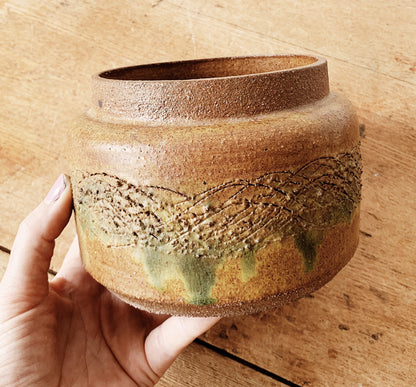 Vintage Handmade Stoneware Pot/Vessel